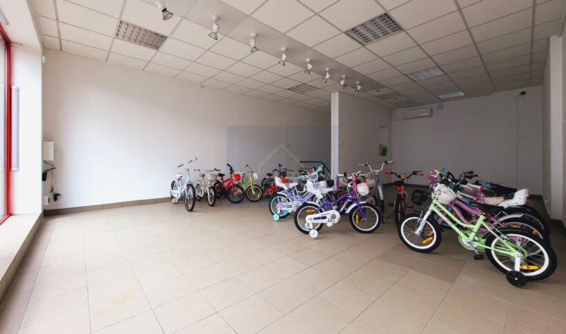 Lokal komercyjny na Wynajem, 126.8m2, Częstochowa-Centrum - 1