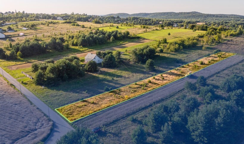 Działka na Sprzedaż, 2470.00m2, Biskupice - 0