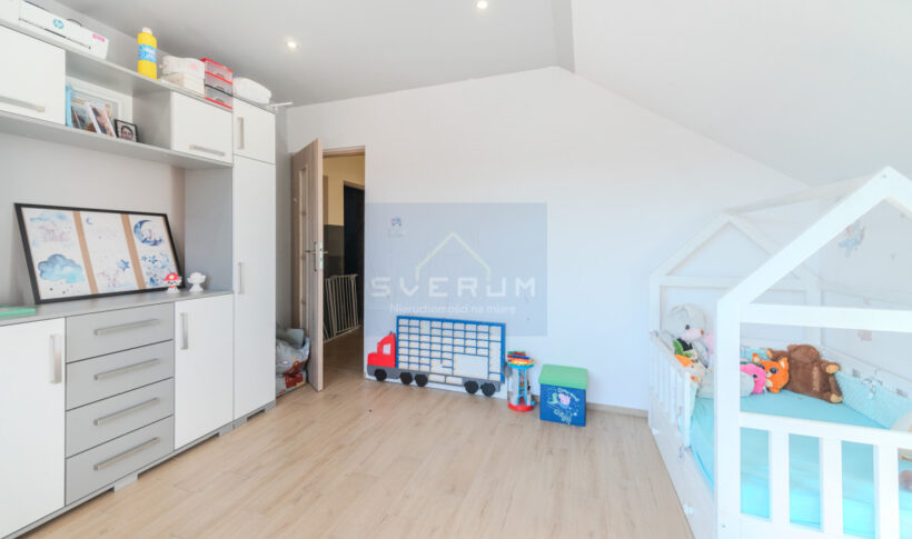 Dom na Sprzedaż, 140.00m2, Rędziny - 16