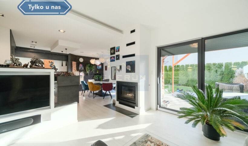 Dom na Sprzedaż, 211.62m2, Częstochowa-Parkitka - 1