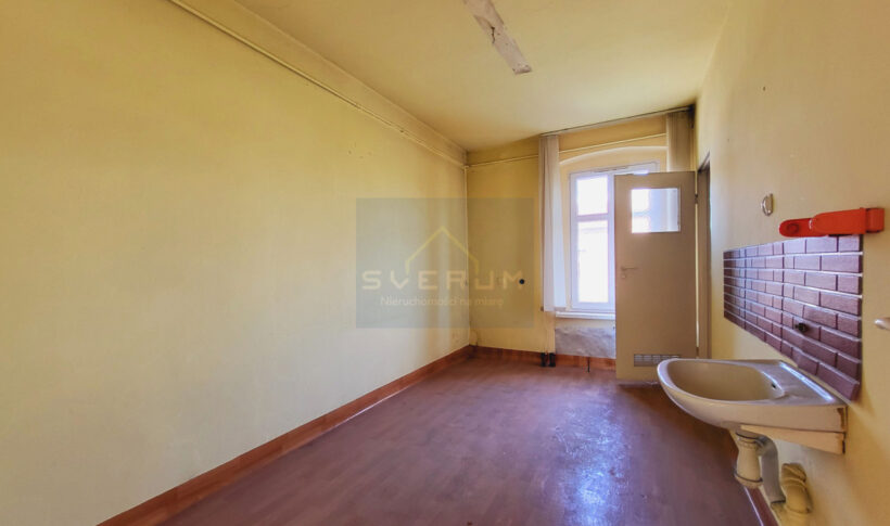 Lokal komercyjny na Sprzedaż, 285.00m2, Lubliniec - 3