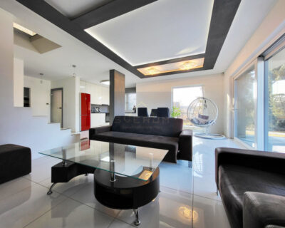 Dom na Sprzedaż, Wierzchowisko