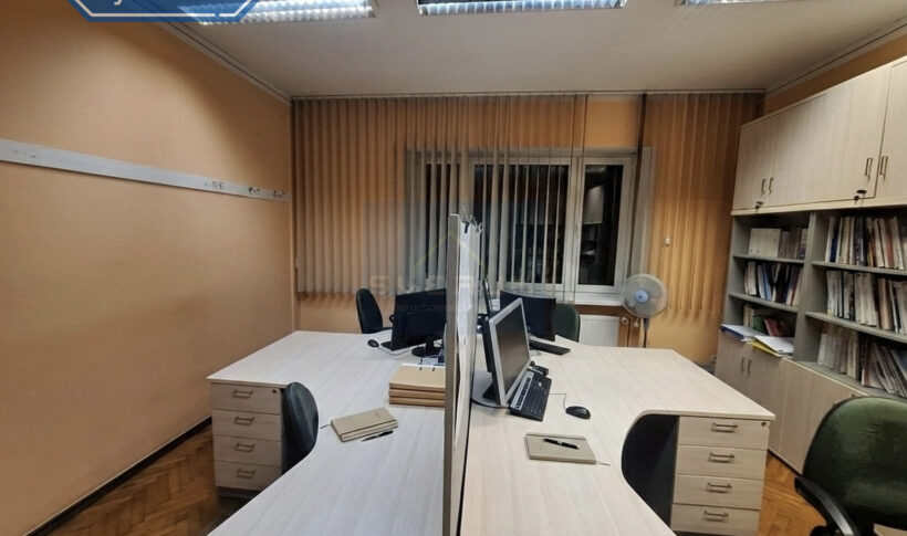 Lokal komercyjny na Wynajem, 440.00m2, Częstochowa - 1