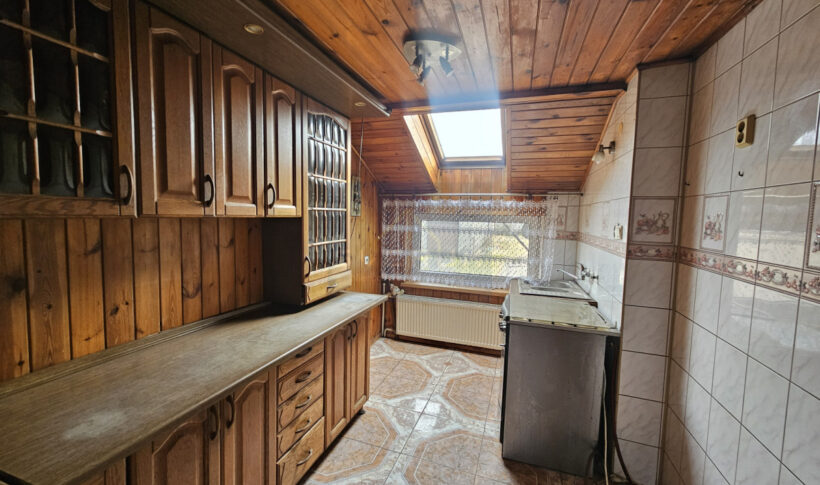 Dom na Sprzedaż, 294.00m2, Lgota Górna - 3