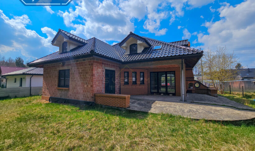 Dom na Sprzedaż, 342.00m2, Poraj - 6