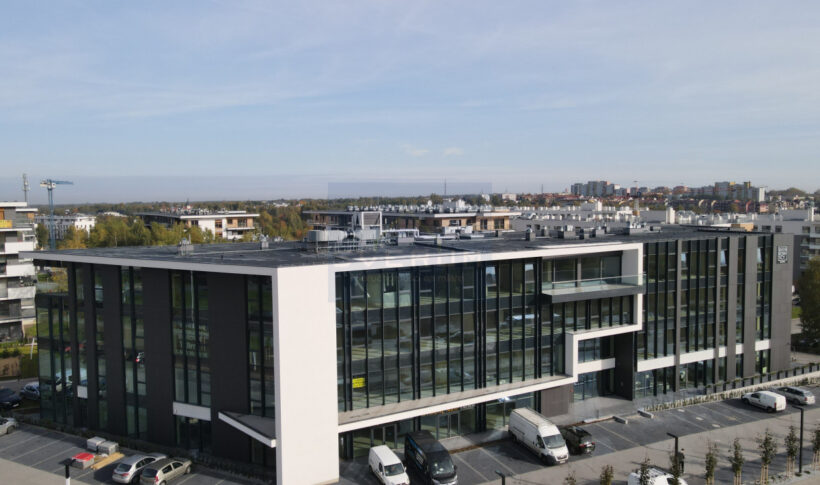 Lokal komercyjny na Sprzedaż, 168.12m2, Częstochowa-Parkitka - 1