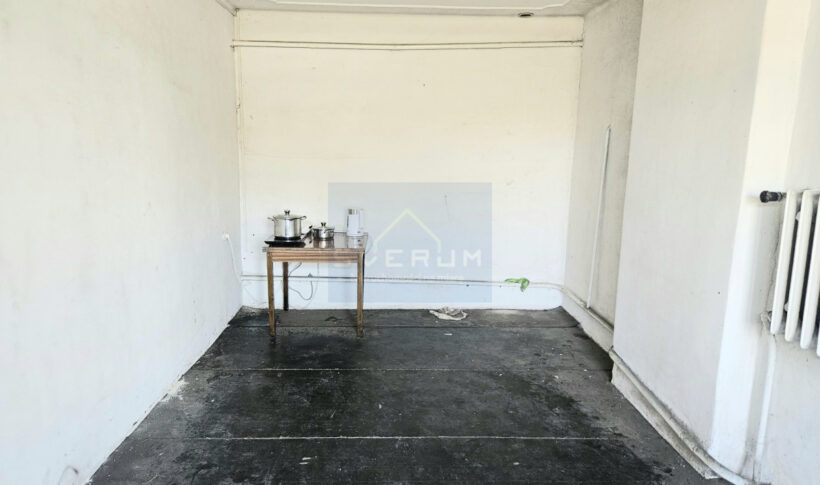 Magazyn na Sprzedaż, 330.00m2, Gorzelnia-Nowa Gorzelnia - 1