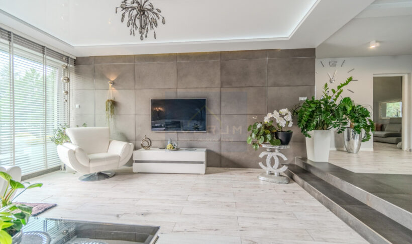 Dom na Sprzedaż, 130.00m2, Częstochowa-Stradom - 1