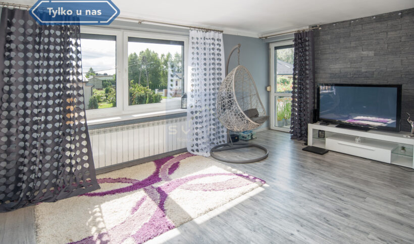 Dom na Sprzedaż, 219.00m2, Dąbrowa Zielona - 1