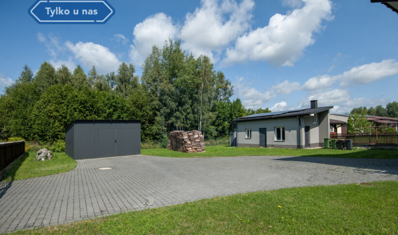 Dom na Sprzedaż, 219.00m2, Dąbrowa Zielona - 3