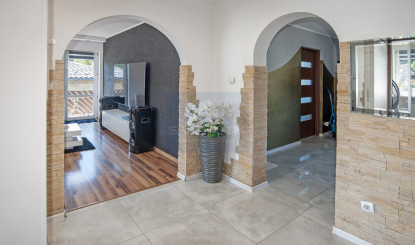 Dom na Sprzedaż, 200.00m2, Kamienica Polska - 4