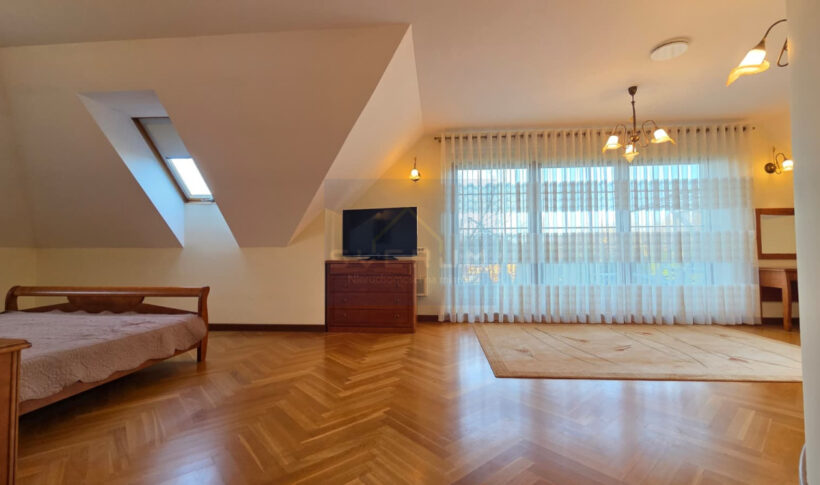Dom na Sprzedaż, 260.00m2, Częstochowa-Parkitka - 3