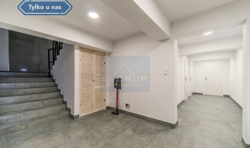 Dom na Sprzedaż, 480.00m2, Zawada - 17