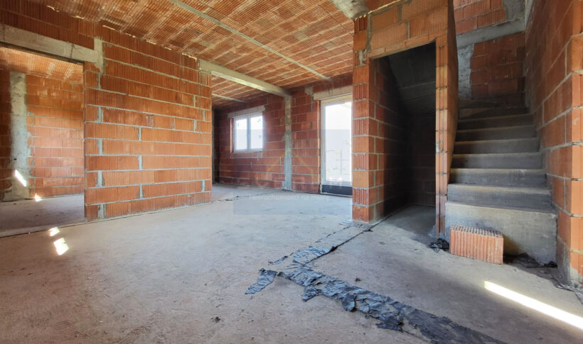 Dom na Sprzedaż, 114.90m2, Poczesna - 1