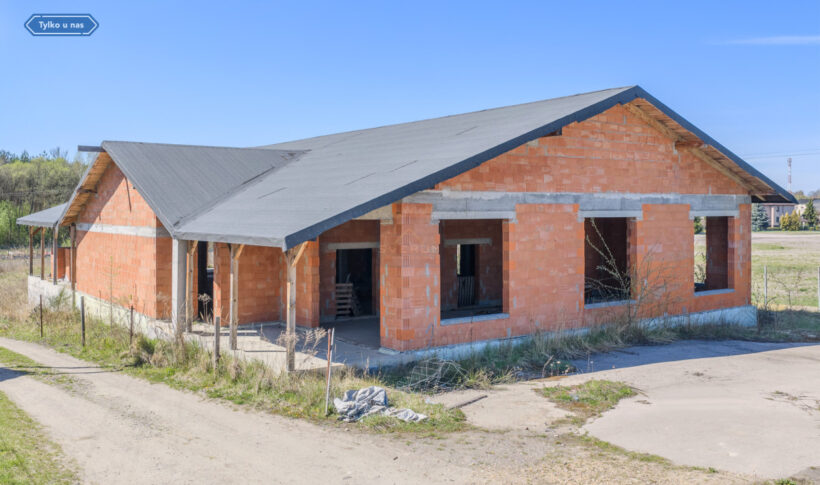 Lokal komercyjny na Sprzedaż, 394.00m2, Poczesna - 0