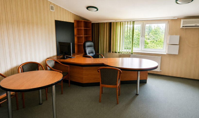 Lokal komercyjny na Sprzedaż, 755.00m2, Jaskrów - 4