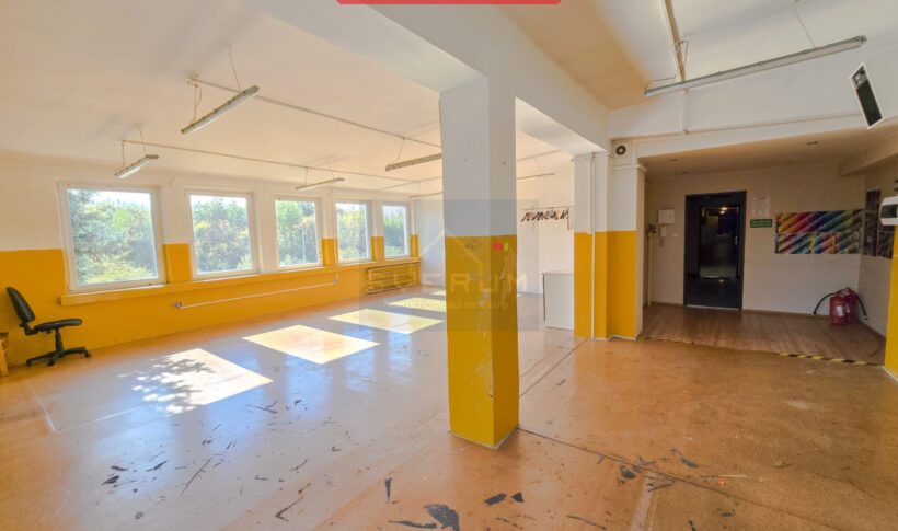 Lokal komercyjny na Wynajem, 111.70m2, Częstochowa-Zawodzie - 0