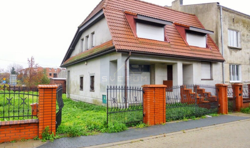Dom na Sprzedaż, 304.90m2, Częstochowa-Śródmieście - 0