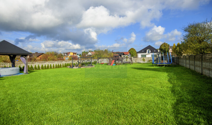 Dom na Sprzedaż, 310.00m2, Żarki - 47