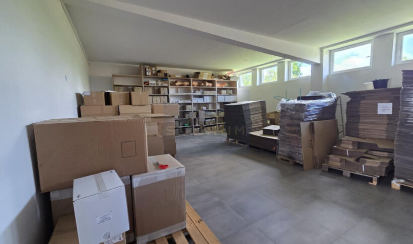 Lokal komercyjny na Wynajem, 160.00m2, Kłobuck - 4