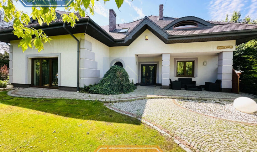 Dom na Sprzedaż, 251.00m2, Wręczyca Wielka - 0