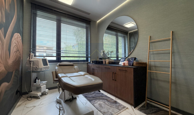 Lokal komercyjny na Wynajem, 2.00m2, Częstochowa-Parkitka - 1