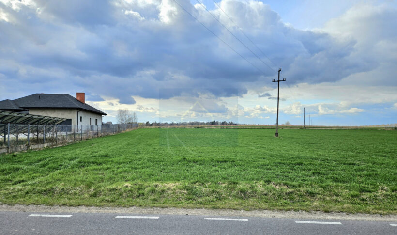 Działka na Sprzedaż, 2400.00m2, Kuchary - 1