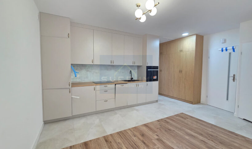 Mieszkanie na Sprzedaż, 65.30m2, Częstochowa-Parkitka - 0