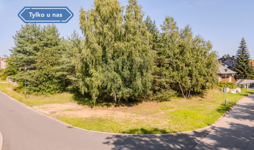 Działka na Sprzedaż, 764.00m2, Herby - 2