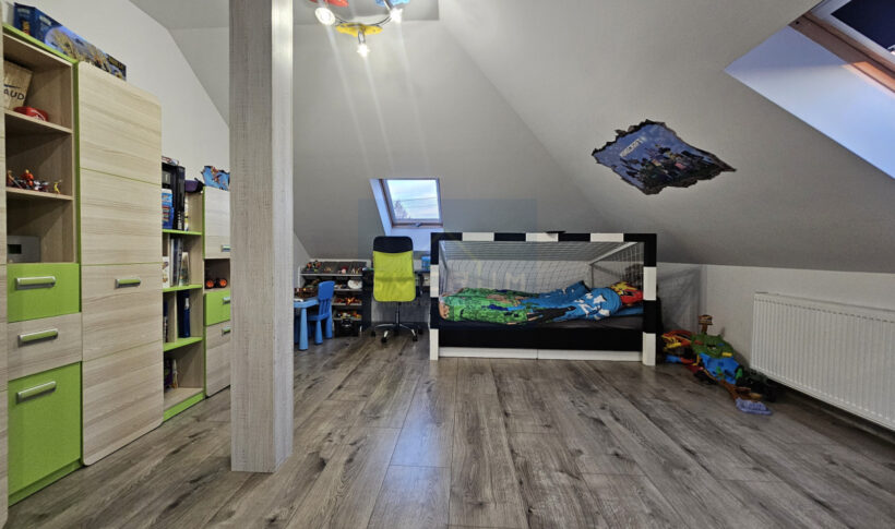 Dom na Sprzedaż, 310.00m2, Żarki - 18