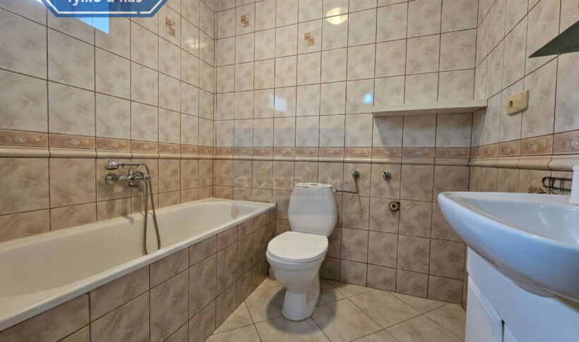 Dom na Sprzedaż, 70.00m2, Działoszyn - 4
