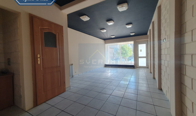Lokal komercyjny na Sprzedaż, 138.00m2, Radomsko - 0